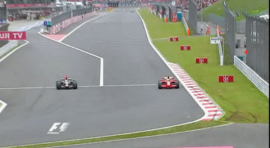 2008 Japanese GP - Massa and Bourdais clash